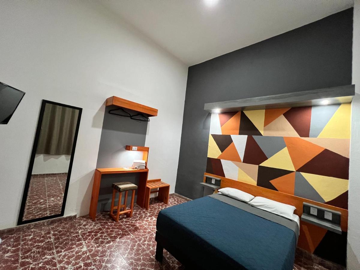 Casa Aura Bed & Breakfast มอเรเลีย ภายนอก รูปภาพ