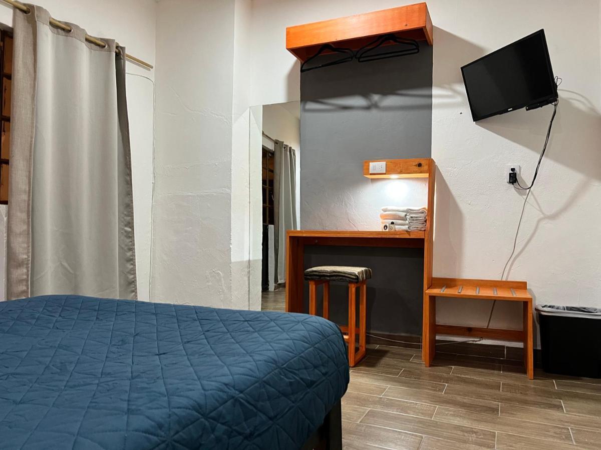 Casa Aura Bed & Breakfast มอเรเลีย ภายนอก รูปภาพ